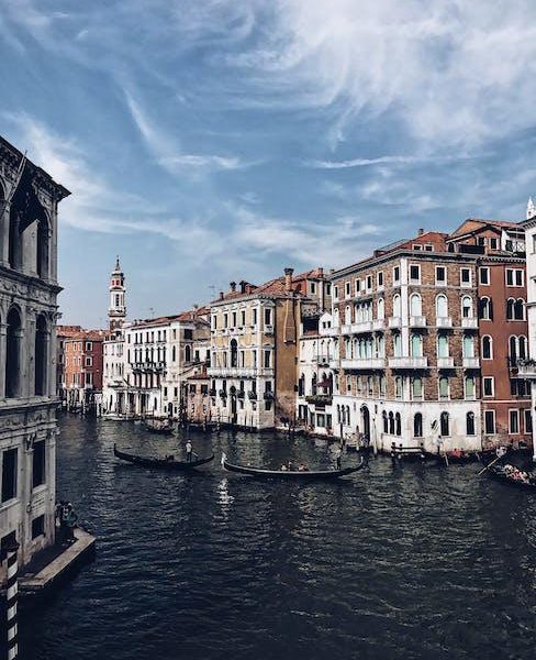 Exploring Solo Travel: Top Tips for Meeting People On the Road